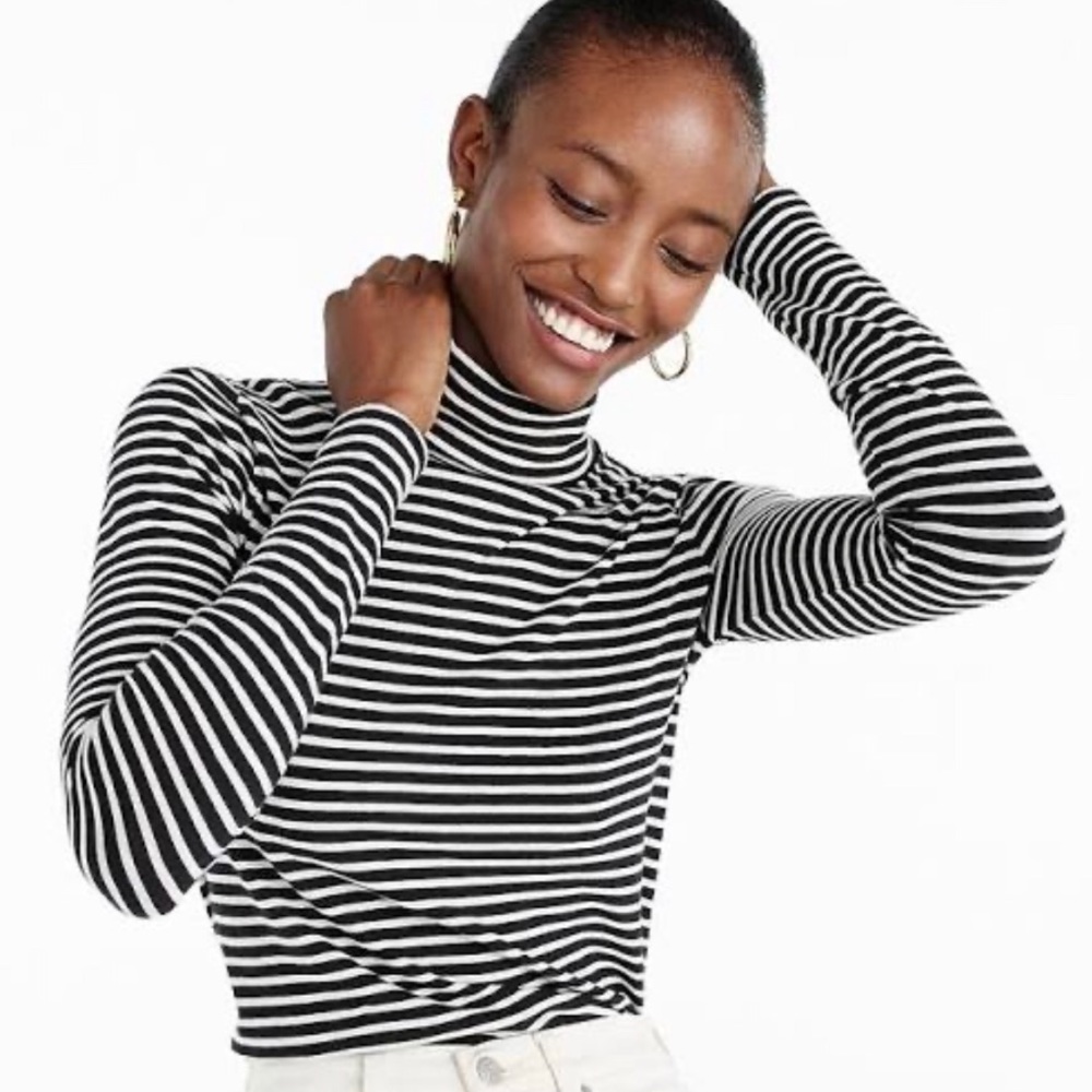 JCrew Turtleneck T-Shirt in Stripes in size Medium